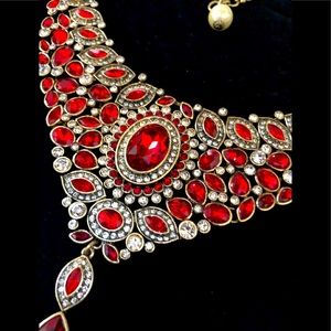 Heidi Daus “worth waiting for” necklace